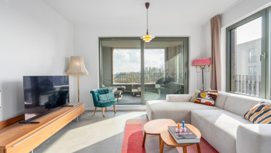 Leo J. Krynlaan - 27 - 202 - 2050