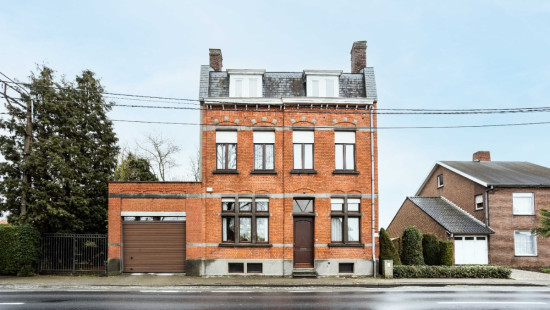 Stationsstraat - 86 - - 8551