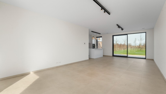 Rijksweg - 476 - - 8710