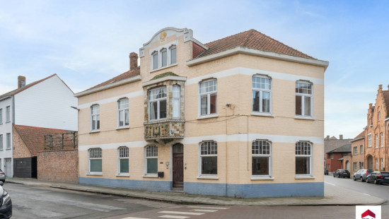 Veldmaarschalk Fochstraat - 7 - - 8000