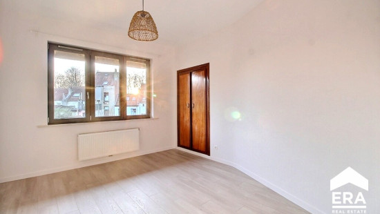 Rue Emile Versé - 16 - - 1070