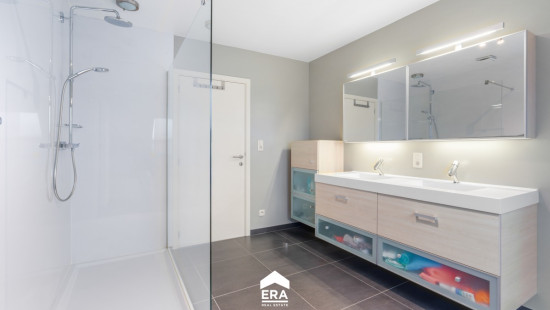 Luythegge - 4 - - 3670