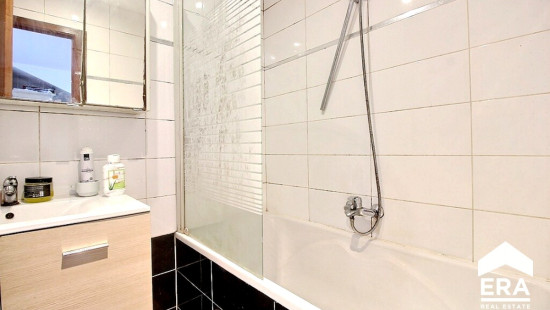 Place Bara - 3 - 4D - 1070