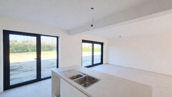 Meersstraat/Watermolenstraat - - - 8520