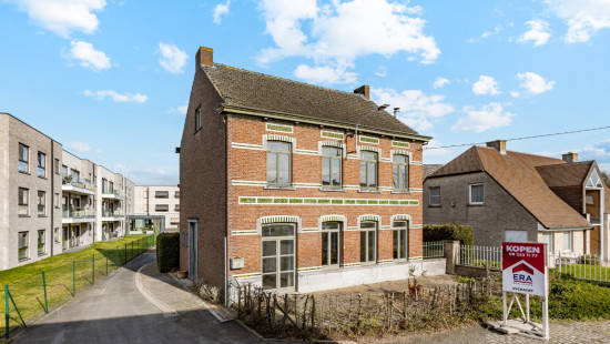 Elsburgstraat - 4 - - 9960