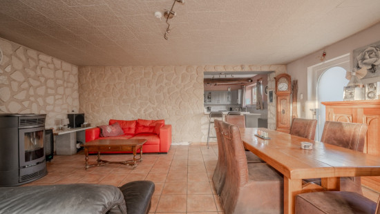 Rue Darville - 32 - - 5380