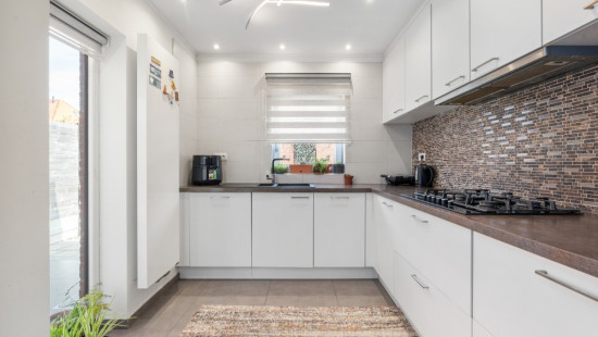 Ros Beiaardstraat - 28 - - 9200