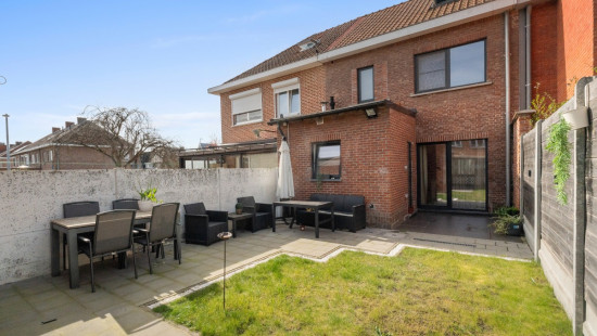 Ros Beiaardstraat - 28 - - 9200