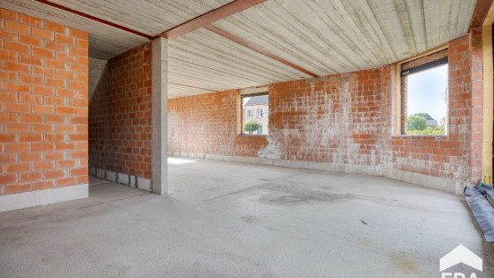 Hollestraat - 2 - - 2440