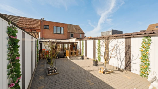 Peperstraat - 83 - - 9100