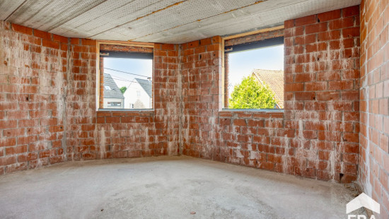 Hollestraat - 2 - - 2440