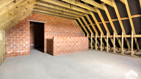 Hollestraat - 2 - - 2440