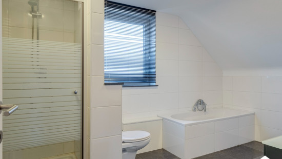 Vliegveldlaan - 1 - 2 - 3990