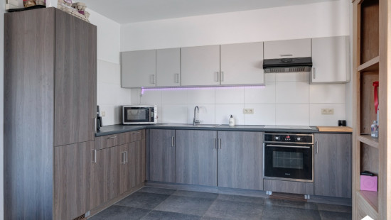 Vliegveldlaan - 1 - 2 - 3990