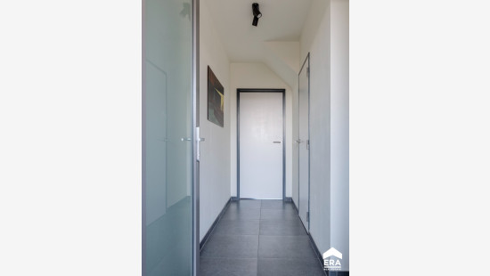 Vliegveldlaan - 1 - 2 - 3990