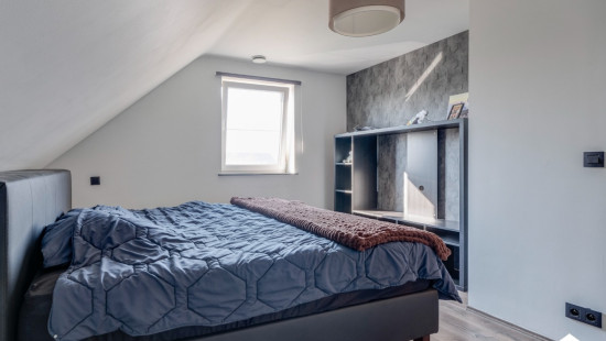 Vliegveldlaan - 1 - 2 - 3990