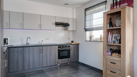 Vliegveldlaan - 1 - 2 - 3990