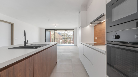 Staatsbaan - 76* - - 1.3 - 9870