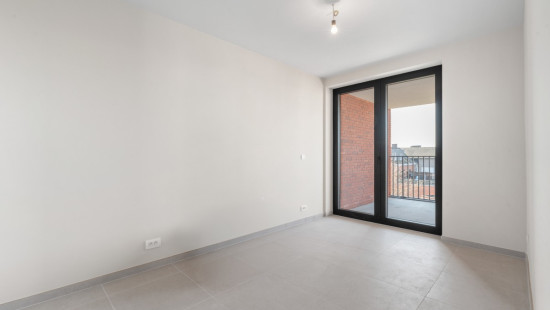 Staatsbaan - 76 - - 2.5 - 9870