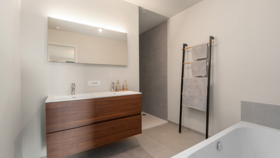 Staatsbaan - 76 - - 2.5 - 9870