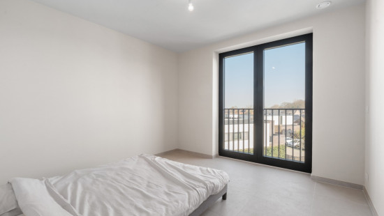 Staatsbaan - 76 - - 2.5 - 9870