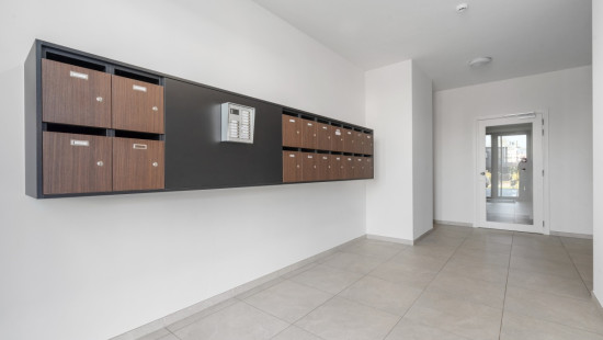 Staatsbaan - 76 - - 2.5 - 9870