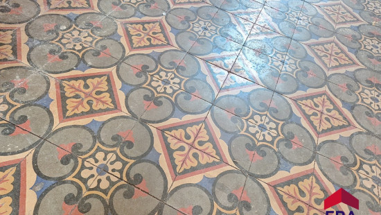 Rue du Val Notre-Dame - 328 - - 4520