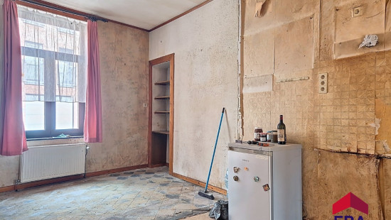 Rue du Val Notre-Dame - 328 - - 4520