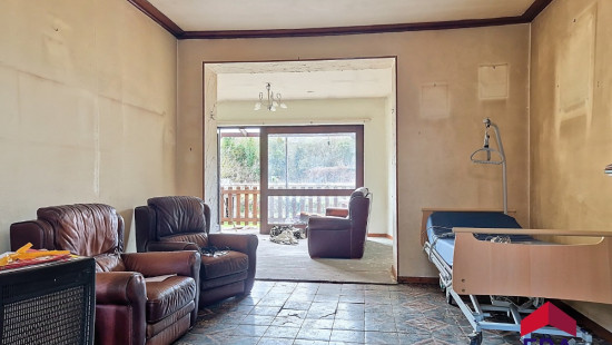 Rue du Val Notre-Dame - 328 - - 4520