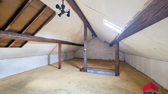 Rue du Val Notre-Dame - 328 - - 4520