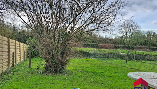 Rue du Val Notre-Dame - 328 - - 4520