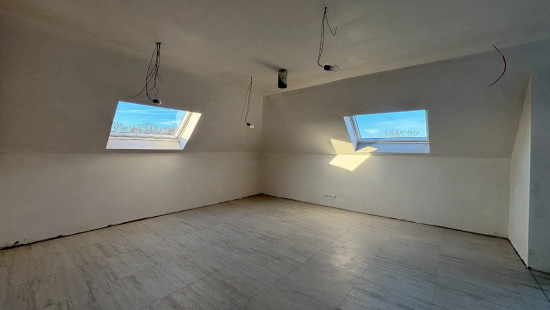 Marktstraat - 22 - - 8810