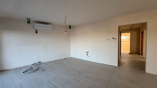 Marktstraat - 22 - - 8810