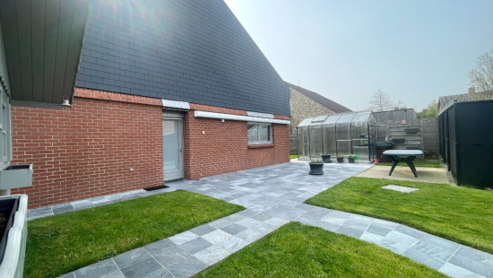 Neerhof - 23 - - 8980