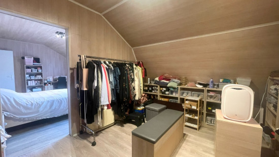 Neerhof - 23 - - 8980