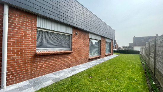 Neerhof - 23 - - 8980