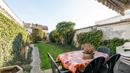 Stationsstraat - 49 - - 9400