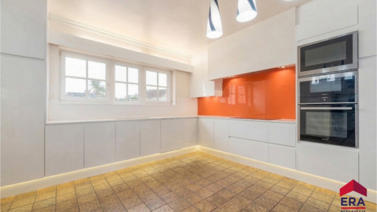 Stationsstraat - 51 - - 9420