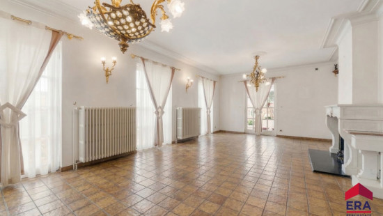 Stationsstraat - 51 - - 9420