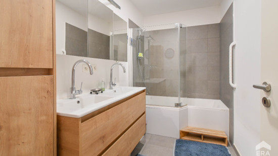 Rue de Danemark - 70 - 1 - 1060