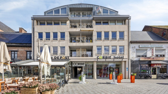 Markt - 54 - F - 2440