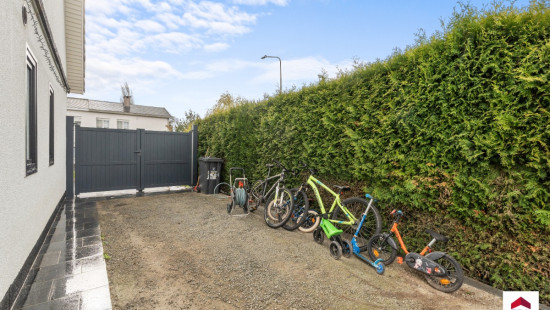 Eikenlaan - 8 - - 1740