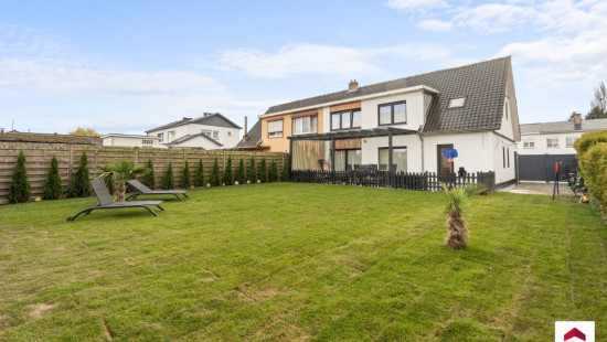 Eikenlaan - 8 - - 1740