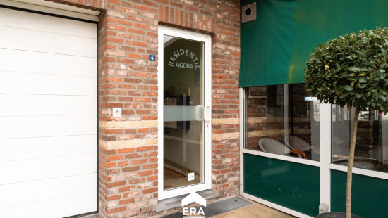 Markt - 4 - 4 - 9900