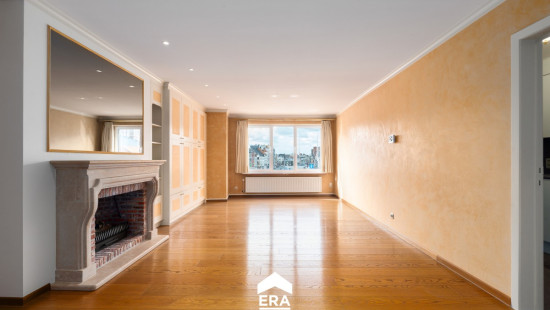 Markt - 4 - 4 - 9900