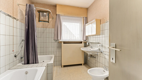 Outrijvestraat - 28 - - 8551