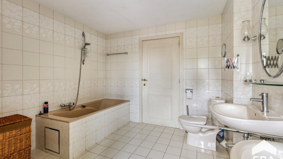 Koning Albertlaan - 8 - - 3920