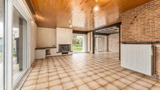 Outrijvestraat - 28 - - 8551