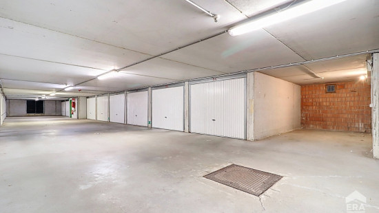 Chaussée de Mons - 41 - - 1400