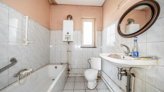 Rue Sainte-Croix - 9 - - 6700